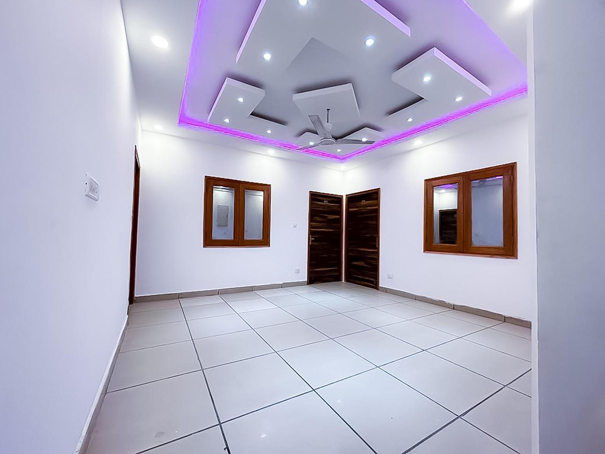 Deluxe Room Sec 132 Near Paras Mall Noida Exterior photo